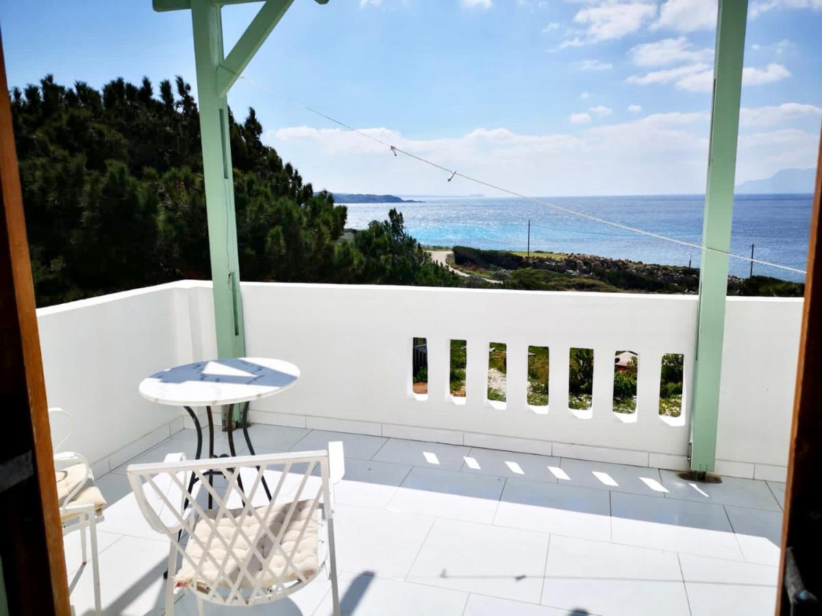 Kathys Island Retreat Aparthotel Adia Exterior photo