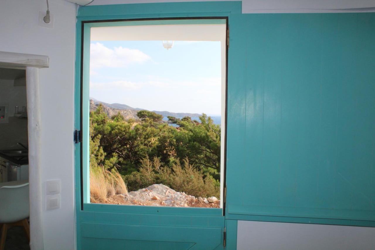 Kathys Island Retreat Aparthotel Adia Room photo
