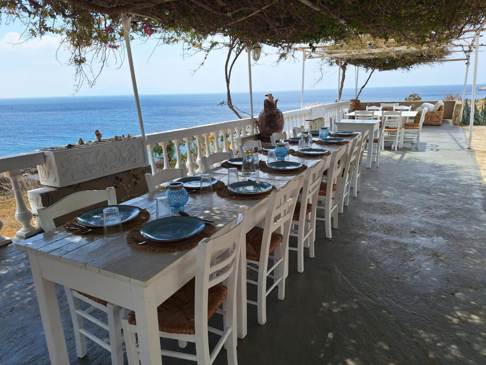 Kathys Island Retreat Aparthotel Adia Exterior photo