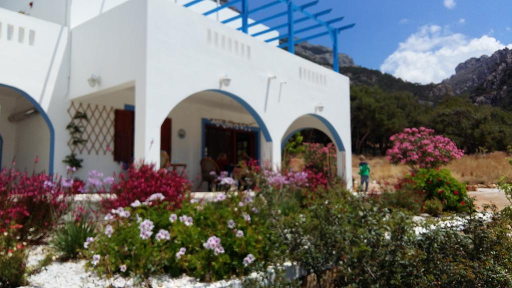 Kathys Island Retreat Aparthotel Adia Exterior photo